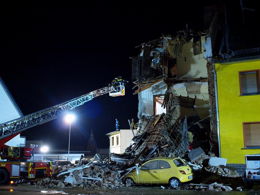 Hausexplosion Bruehl bei Koeln Pingsdorferstr P033.JPG